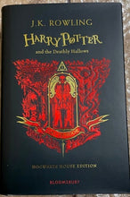 Load image into Gallery viewer, Harry Potter and the Deathly Hallows - Gryffindor Edition (Harry Potter House Editions)