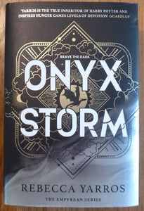 Onyx Storm- Waterstones Exclusive Edition Spayed Edges (First UK edition-first printing)