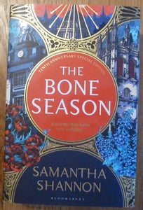 The Bone Season: The tenth anniversary special edition (Exclusive sprayed edge design)